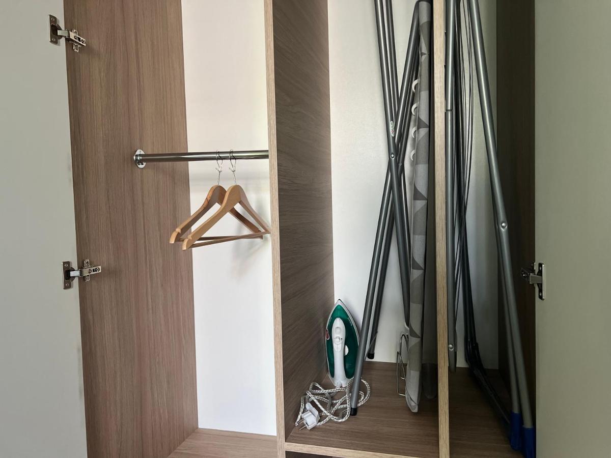 K22 Large Apart Slawinska 509 Varsóvia Exterior foto